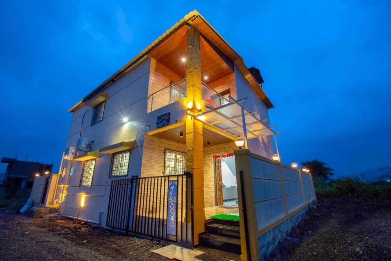 Villa Beauty And The Beast 4Bhk Lonavla Exterior foto