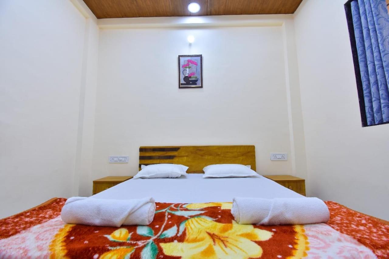 Villa Beauty And The Beast 4Bhk Lonavla Exterior foto