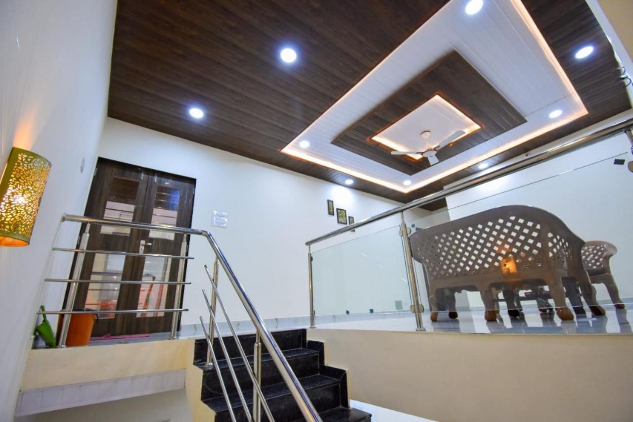 Villa Beauty And The Beast 4Bhk Lonavla Exterior foto