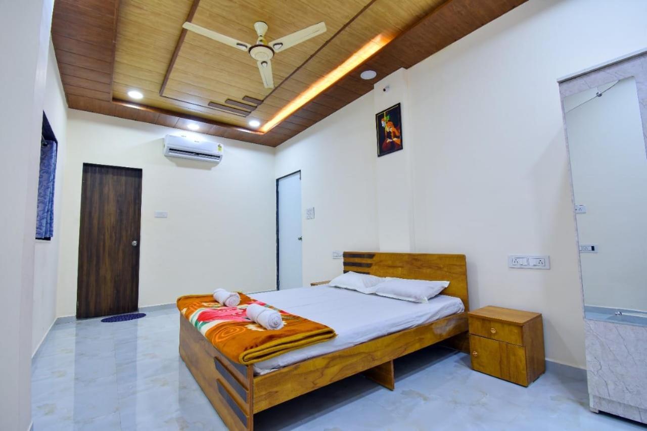 Villa Beauty And The Beast 4Bhk Lonavla Exterior foto